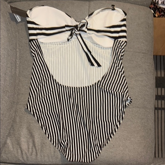Kenneth Cole: Black & White Striped One-Piece Swimsuit - Bow Detail - Picture 2 of 3